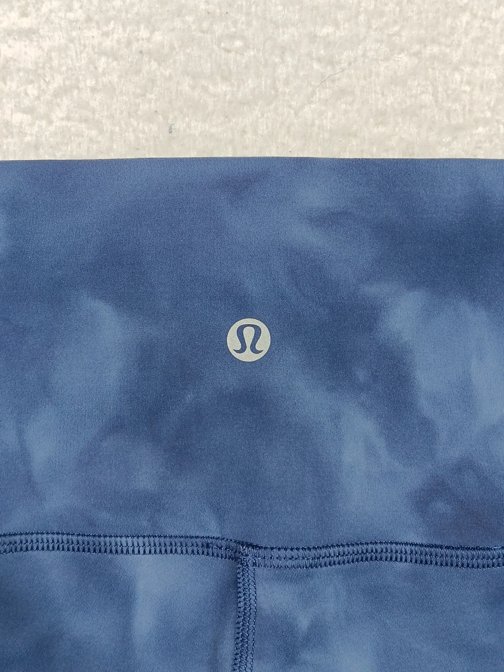 Lululemon Shorts Womens 6 Blue Wunder Train High-rise 6